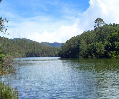 Innova Car Rental in Madurai, Nearby Taxi Service, Car Rental in Madurai